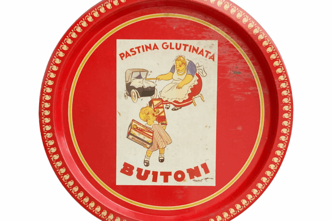 BUITONIのブリキのトレイ